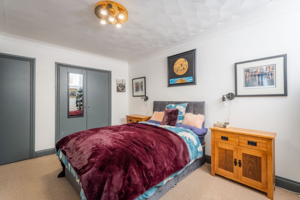 Additional image 8 of 2 bed flat for saleImperial Court, Lynton EX35