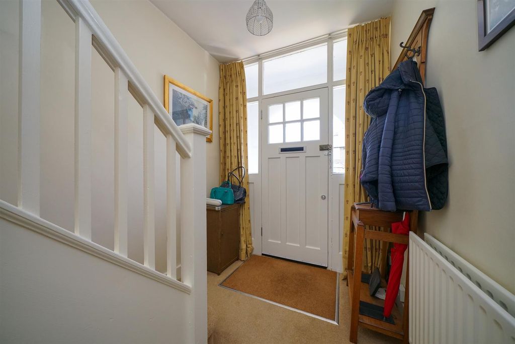Property photo 2 of 29 Hall.Jpg