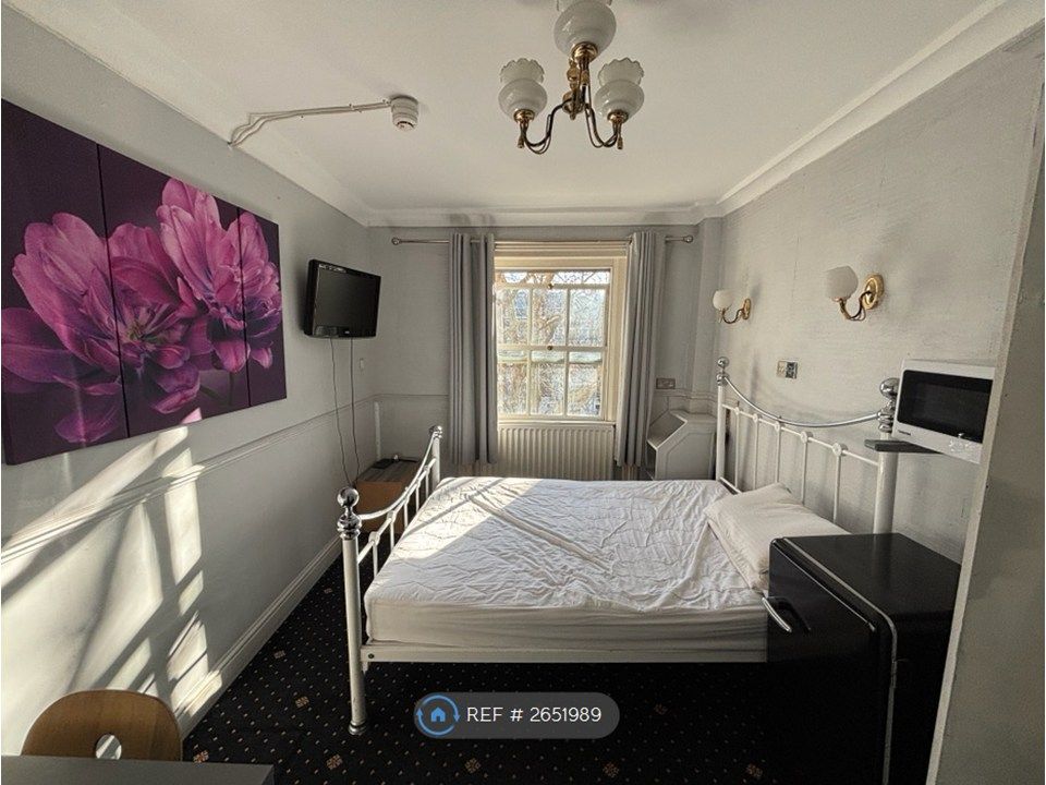 Property photo 2 of 12 Ensuite Double Room In Paddington