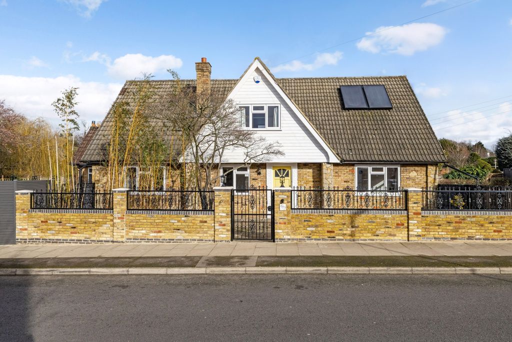 Property photo 1 of 18 103571_111 Hayes ...