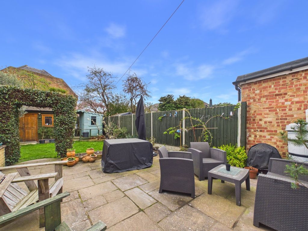 Property photo 3 of 18 Picture No. 02