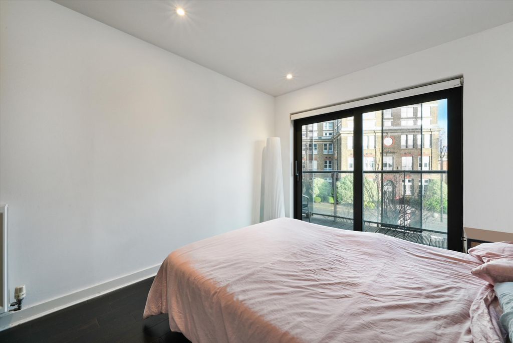 Property photo 3 of 12 Image