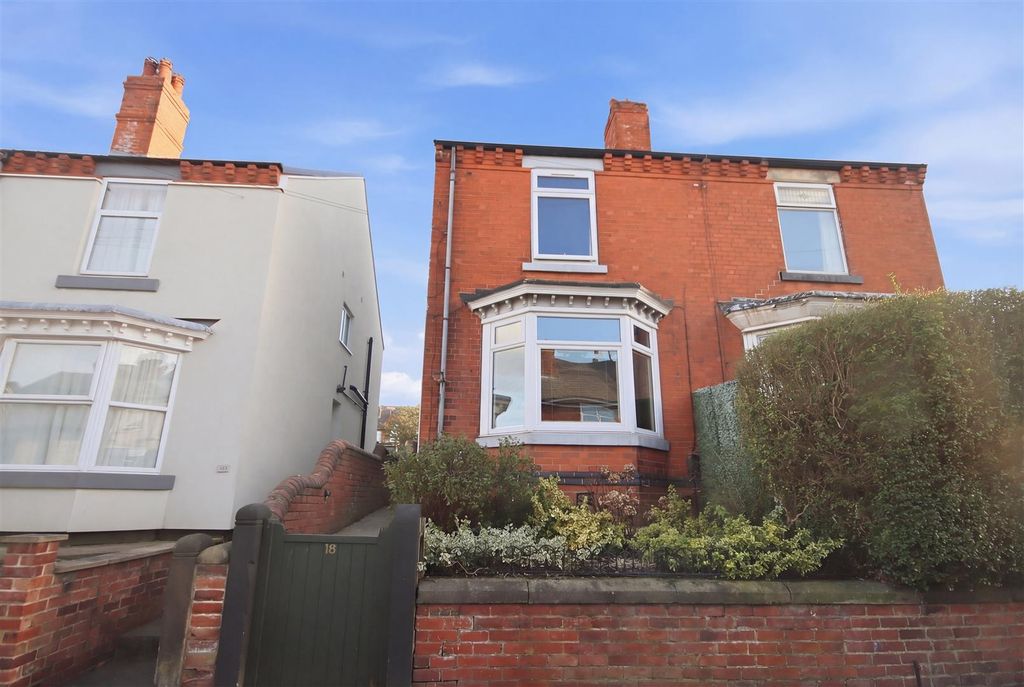 Property photo 1 of 14 Front