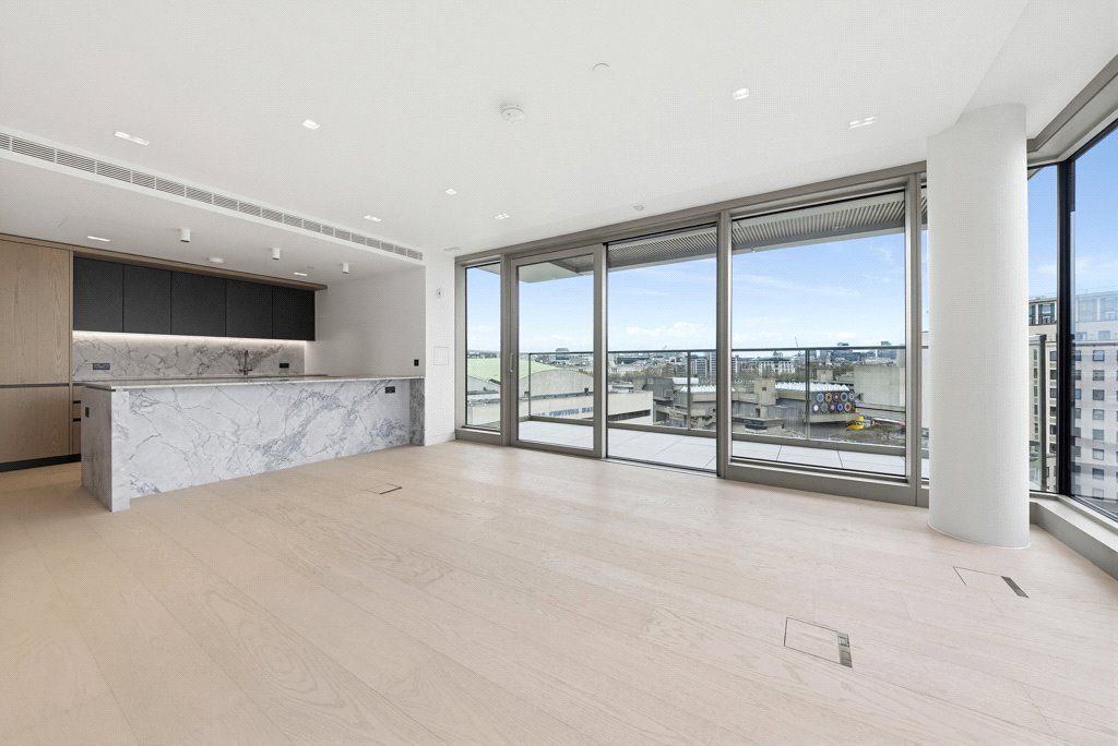 Property photo 3 of 13 Belvedere Road