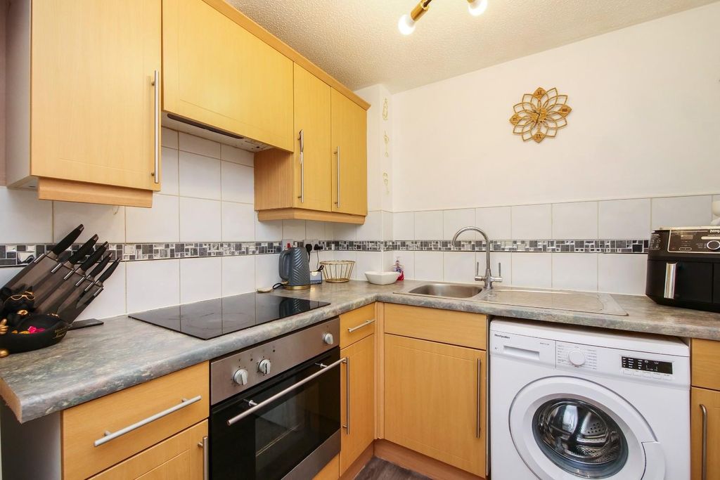 Property photo 3 of 13 Pnmb0077.Jpg