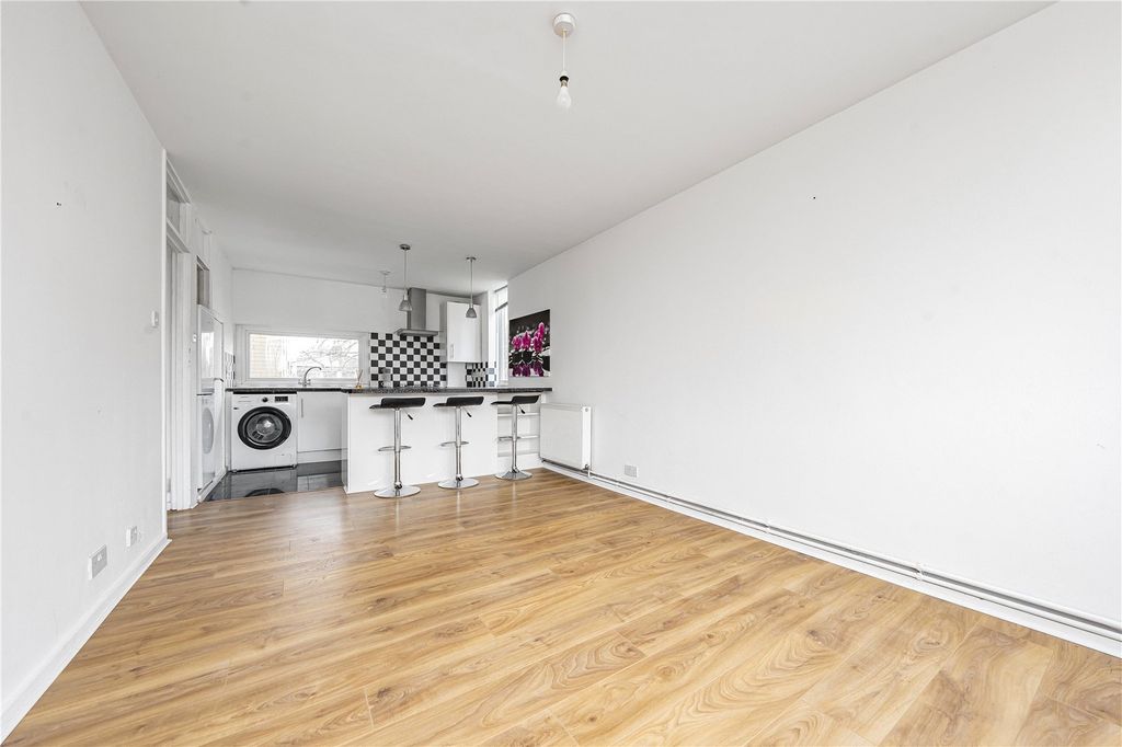 Property photo 2 of 11 Picture No. 06