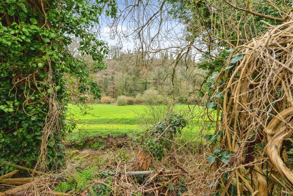 Property photo 3 of 16 Pbox-Img.Jpg