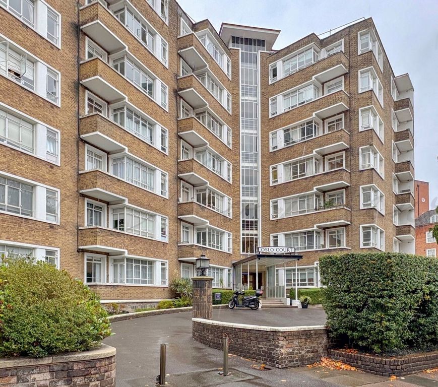 Property photo 1 of 12