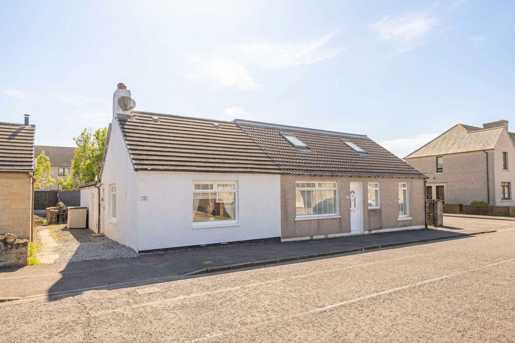 Property photo 1 of 29