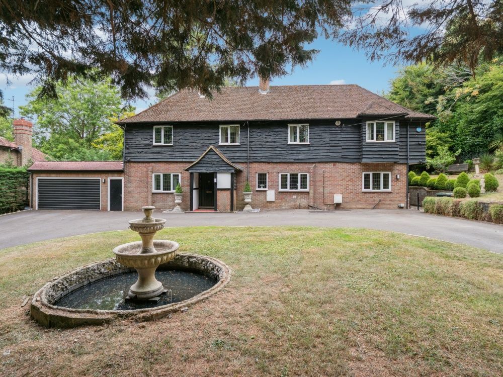 Property photo 3 of 16