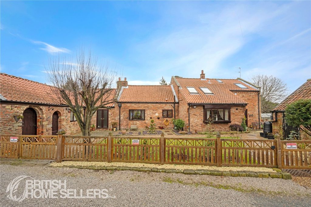 Property photo 1 of 39 Picture No. 54