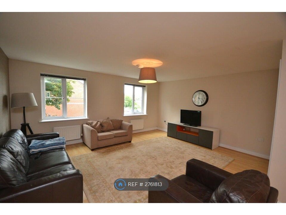Property photo 3 of 15
