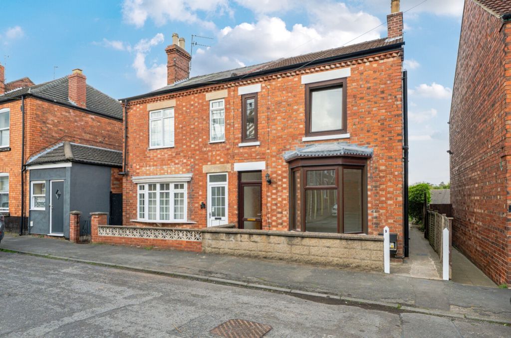 Property photo 1 of 20 1438678-1-69E017E56E326