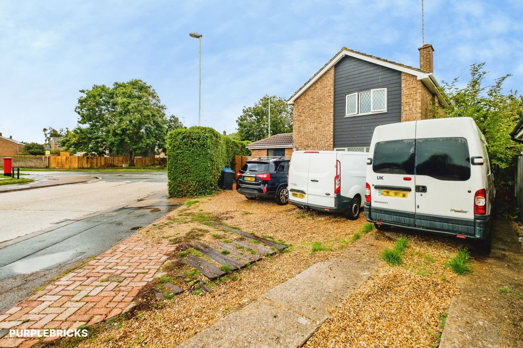 Property photo 1 of 60