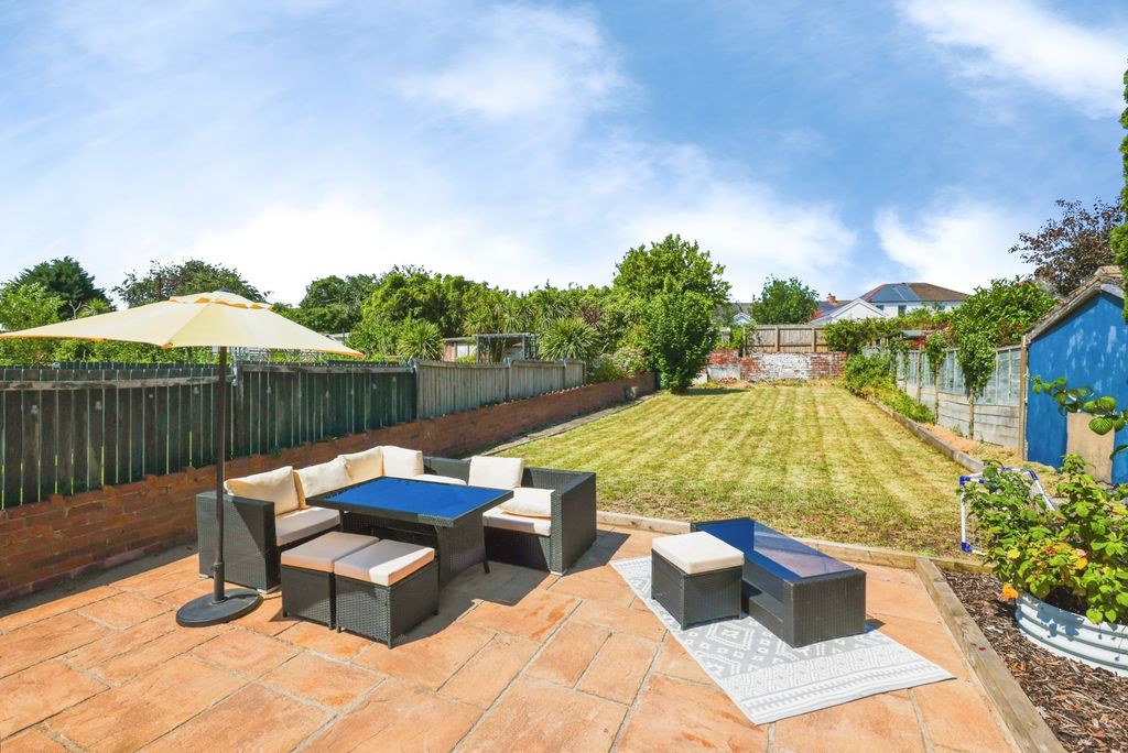 Property photo 2 of 21 Pbox-Img.Jpg