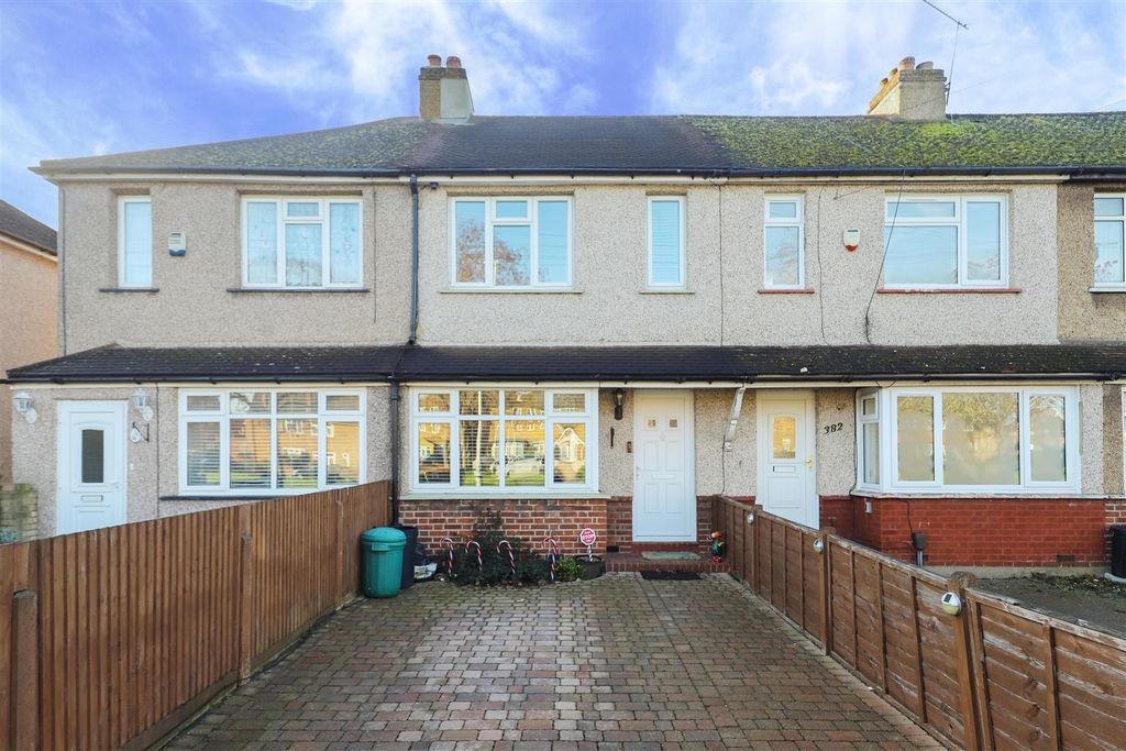 Property photo 1 of 17 Front