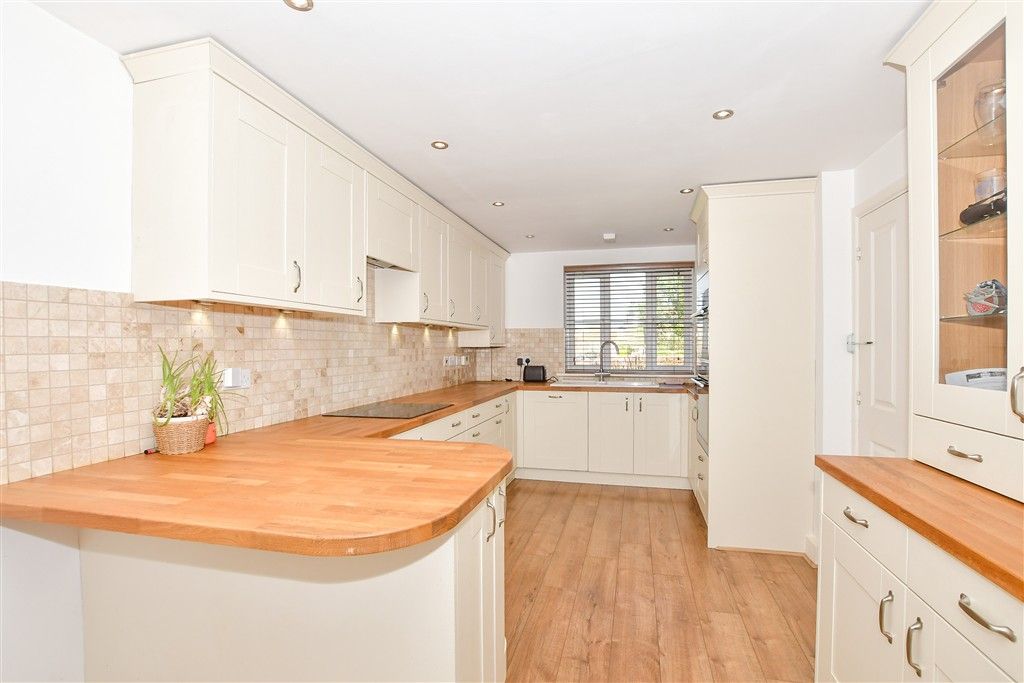 Property photo 1 of 13 Kitchen