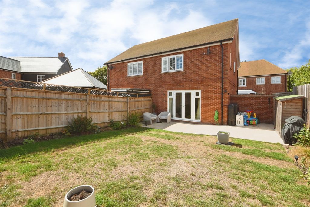 Property photo 3 of 17
