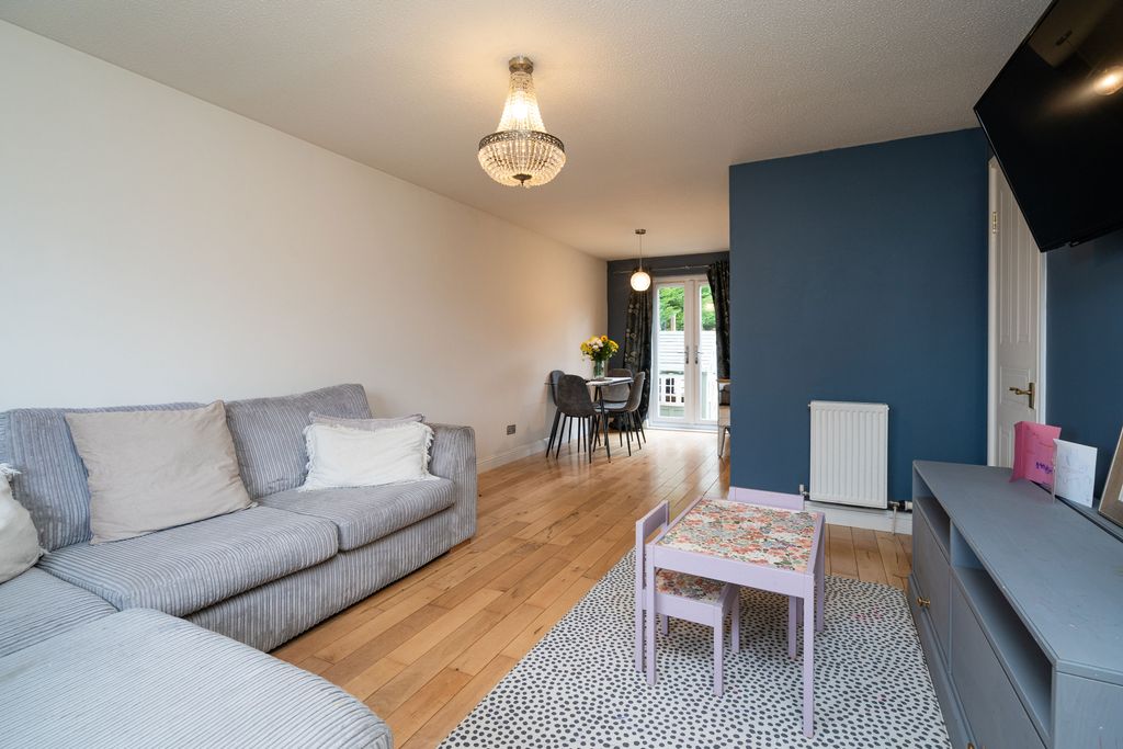 Property photo 3 of 21 Property Image 3