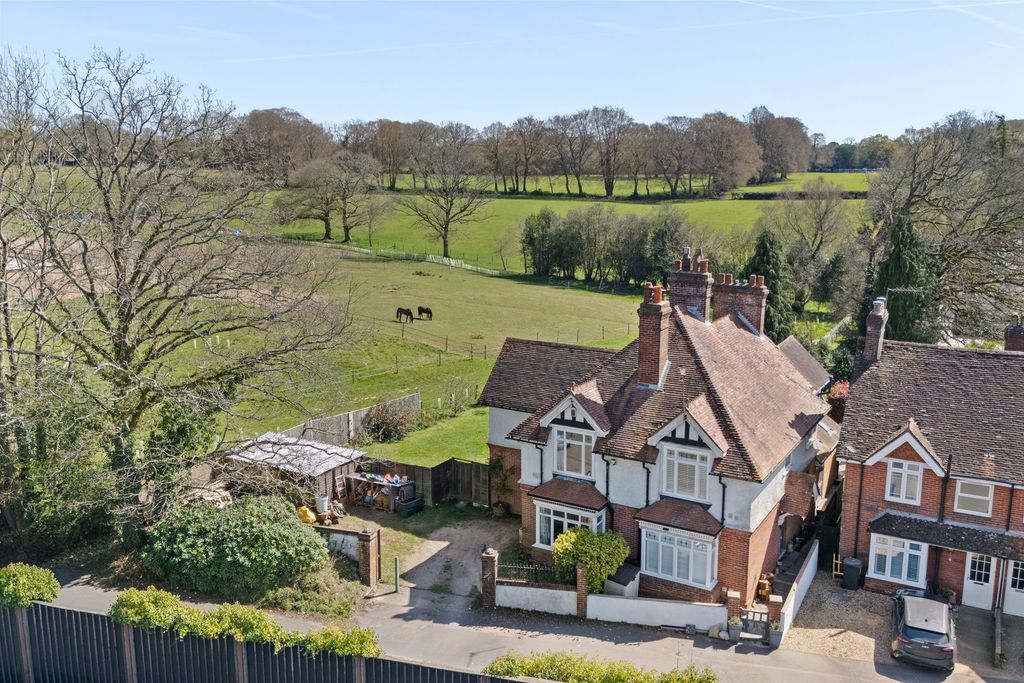 Property photo 1 of 31