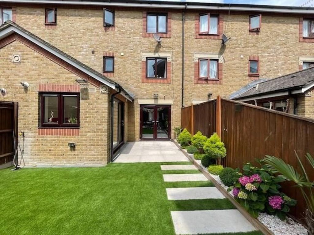 Property photo 1 of 21