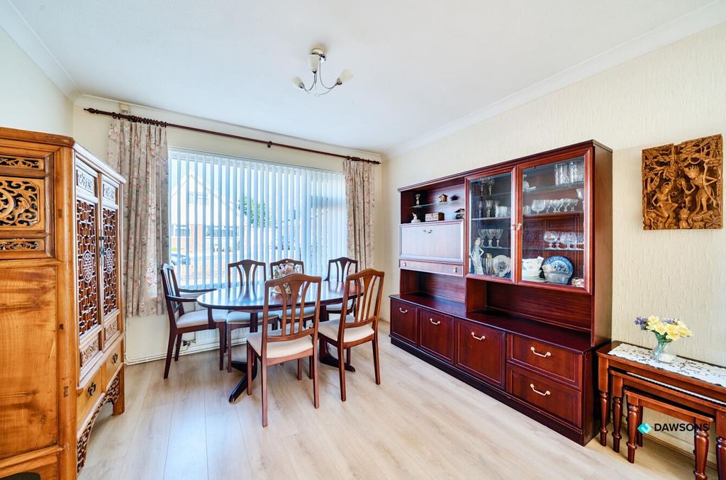 Property photo 3 of 26 39910065-E326-4Bd3-9876-6E53c2343A38.Jpg