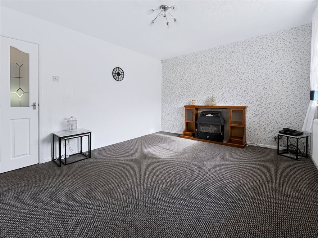 Property photo 3 of 15 Picture No. 04