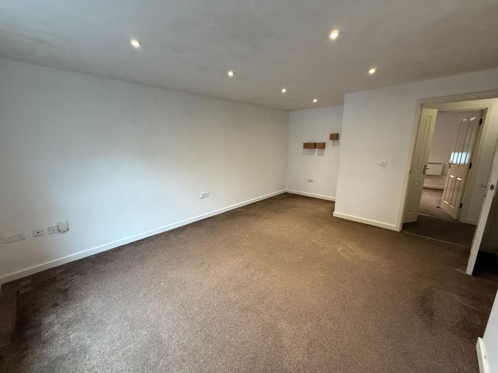 Property photo 3 of 10 Img_8013.Jpg