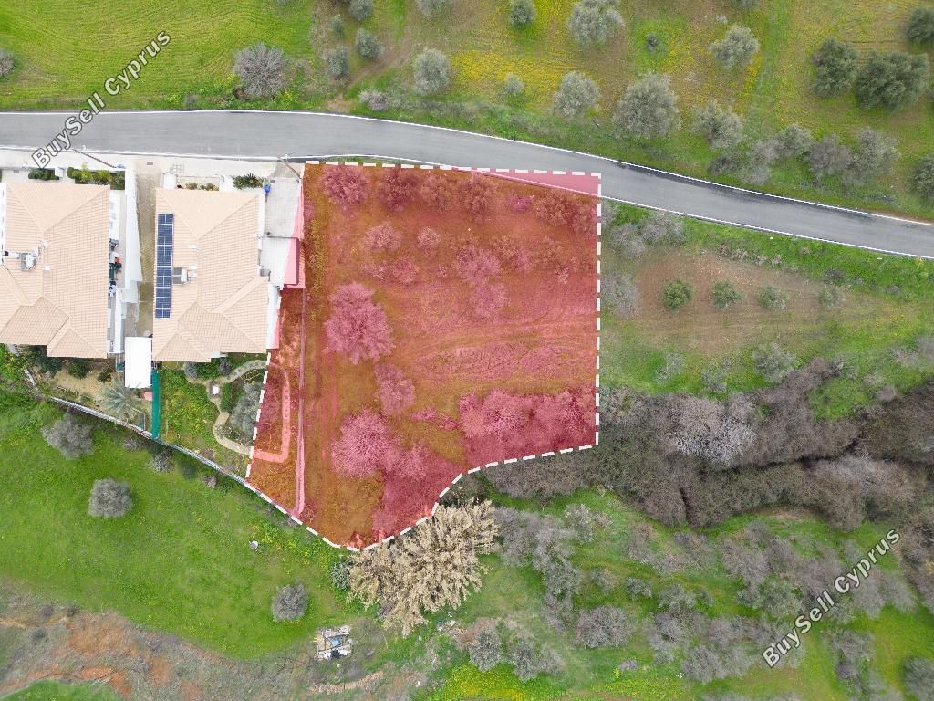 Property photo 2 of 8