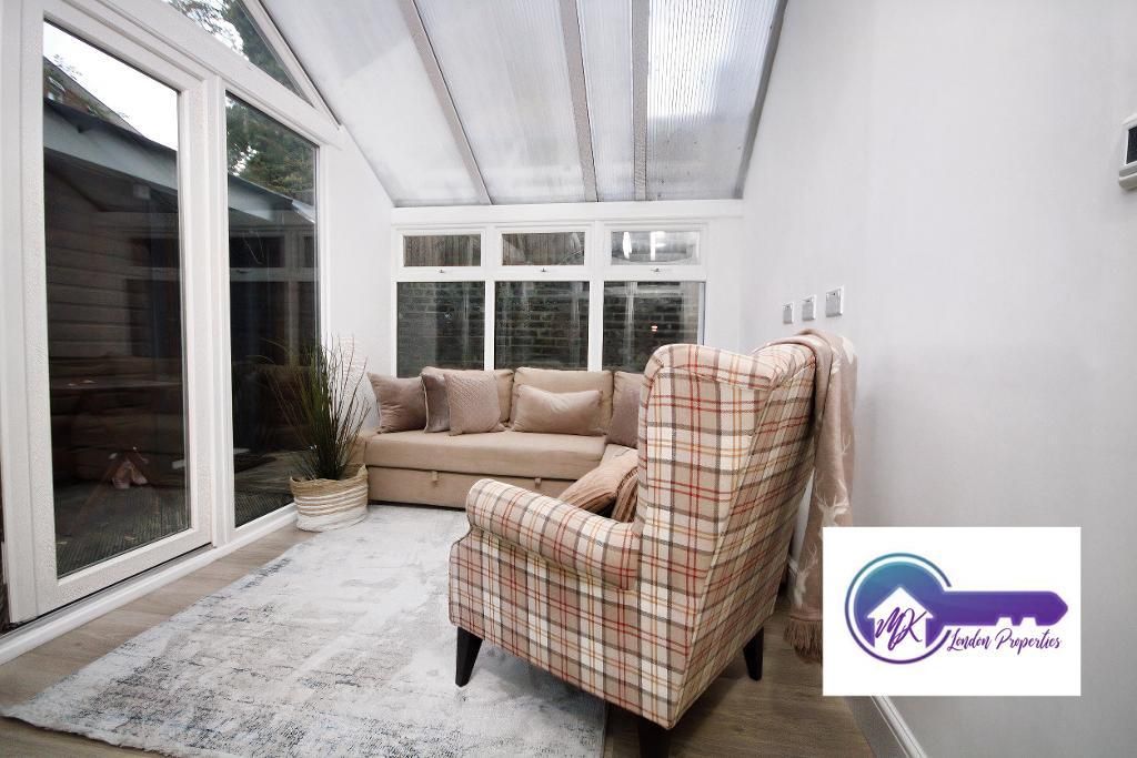 Property photo 3 of 13 Photo 3