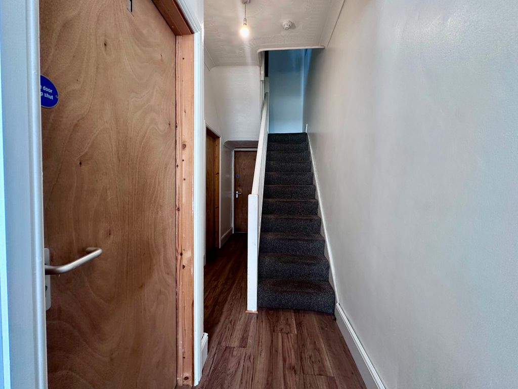 Property photo 3 of 30