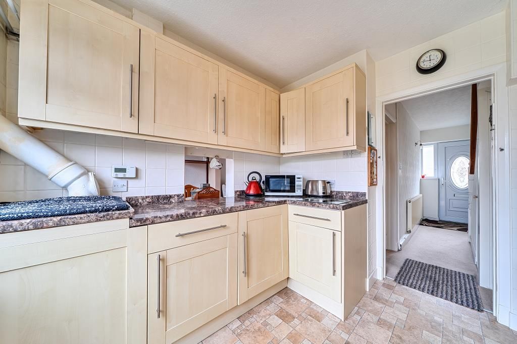 Property photo 2 of 15 Kitchen