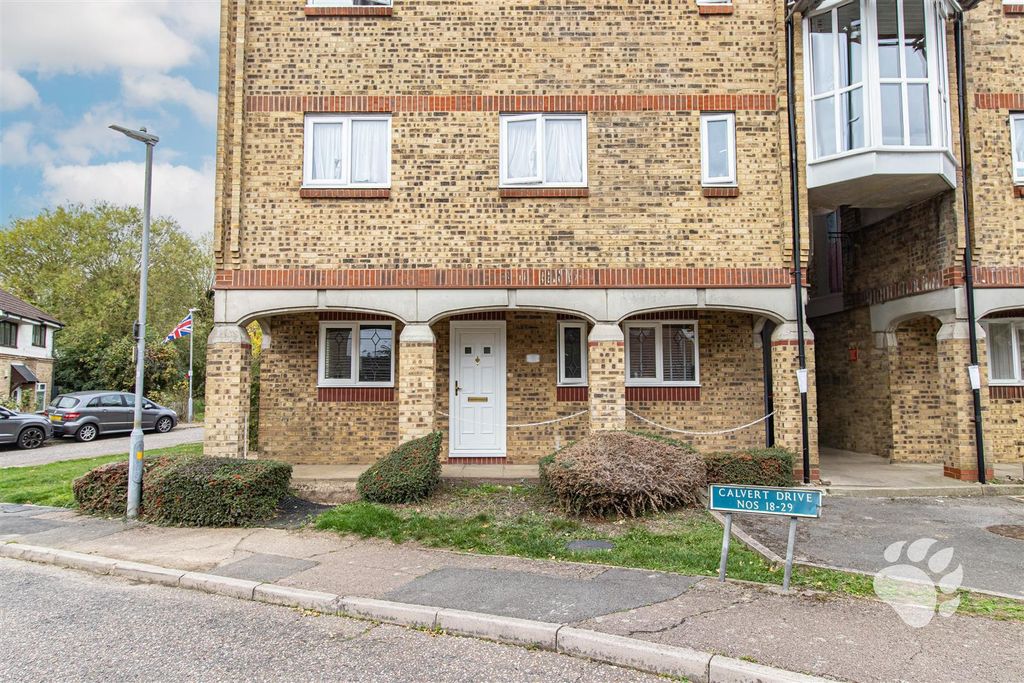 Property photo 1 of 18 Front