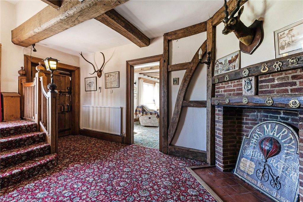 Property photo 2 of 23 Entrance