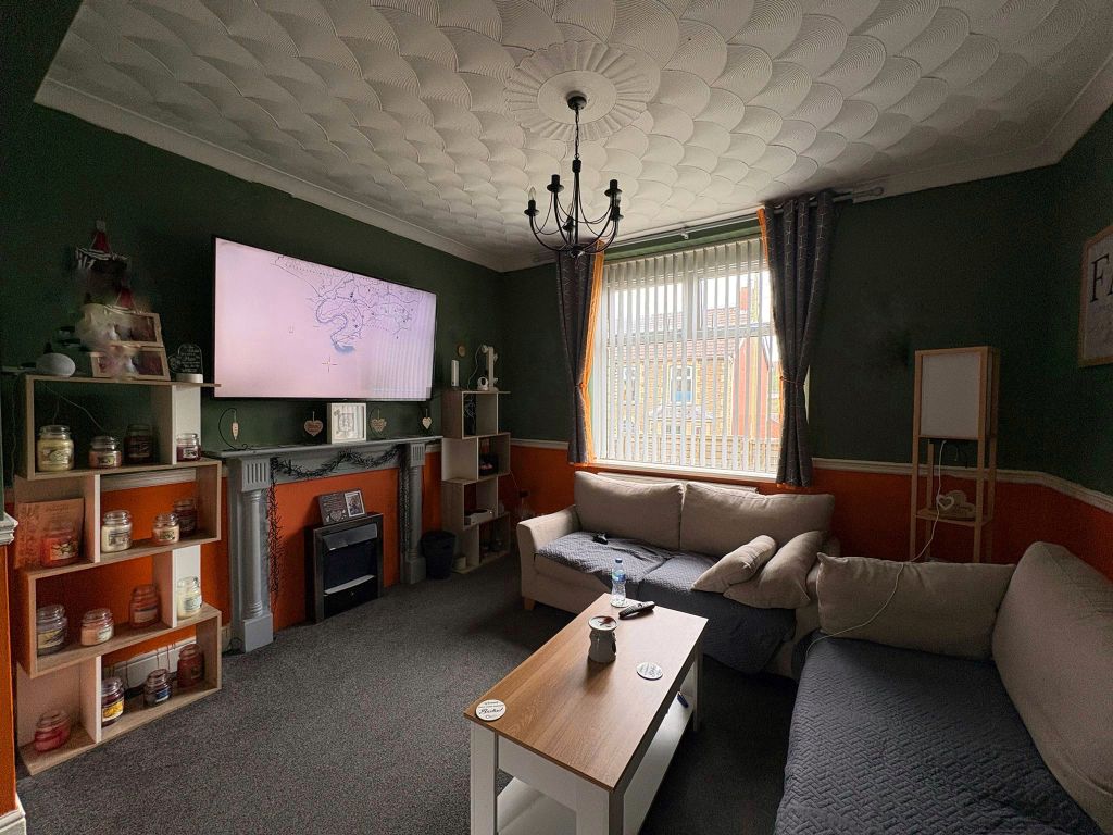 Property photo 2 of 11