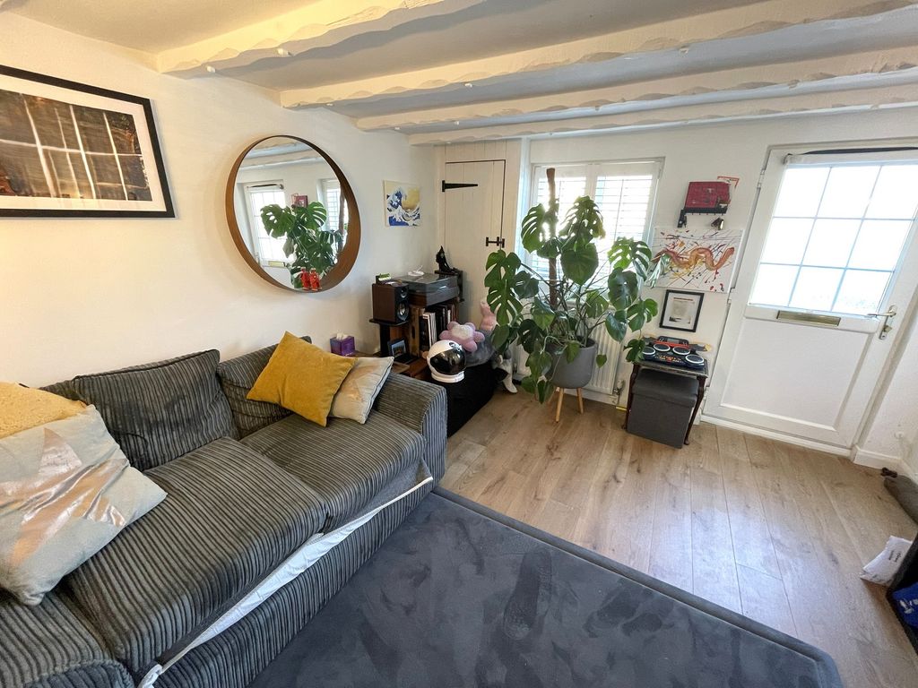 Property photo 2 of 9 Not Specified