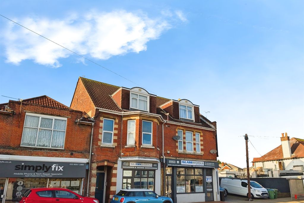 Property photo 1 of 7 (Main)