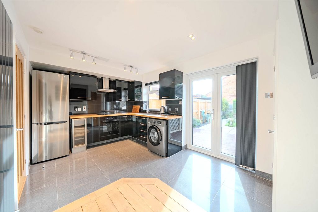 Property photo 3 of 17 Picture No. 03