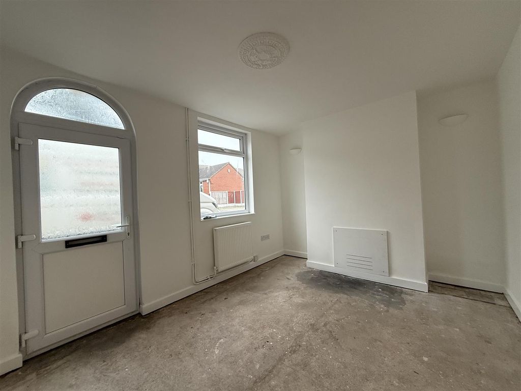 Property photo 2 of 6 Img_1718.Jpg