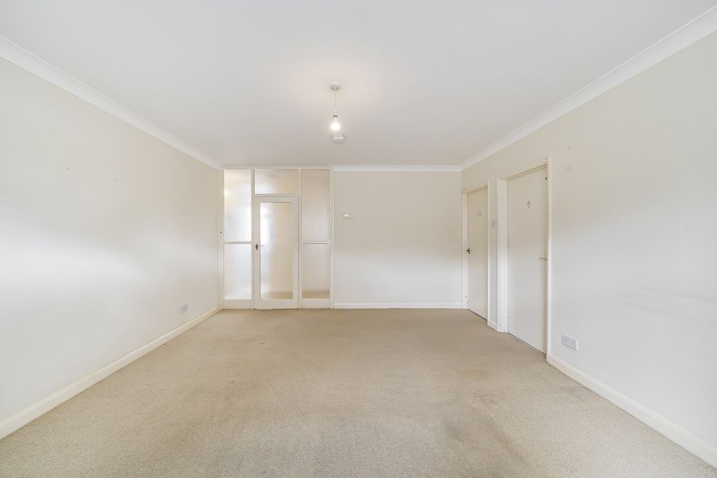 Property photo 3 of 20 1494063-9-6A55F93...