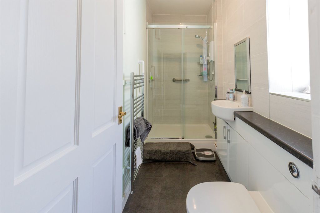 Additional image 8 of 2 bed detached house for saleShore Cottage, 11 Shore Road, Carradale PA28