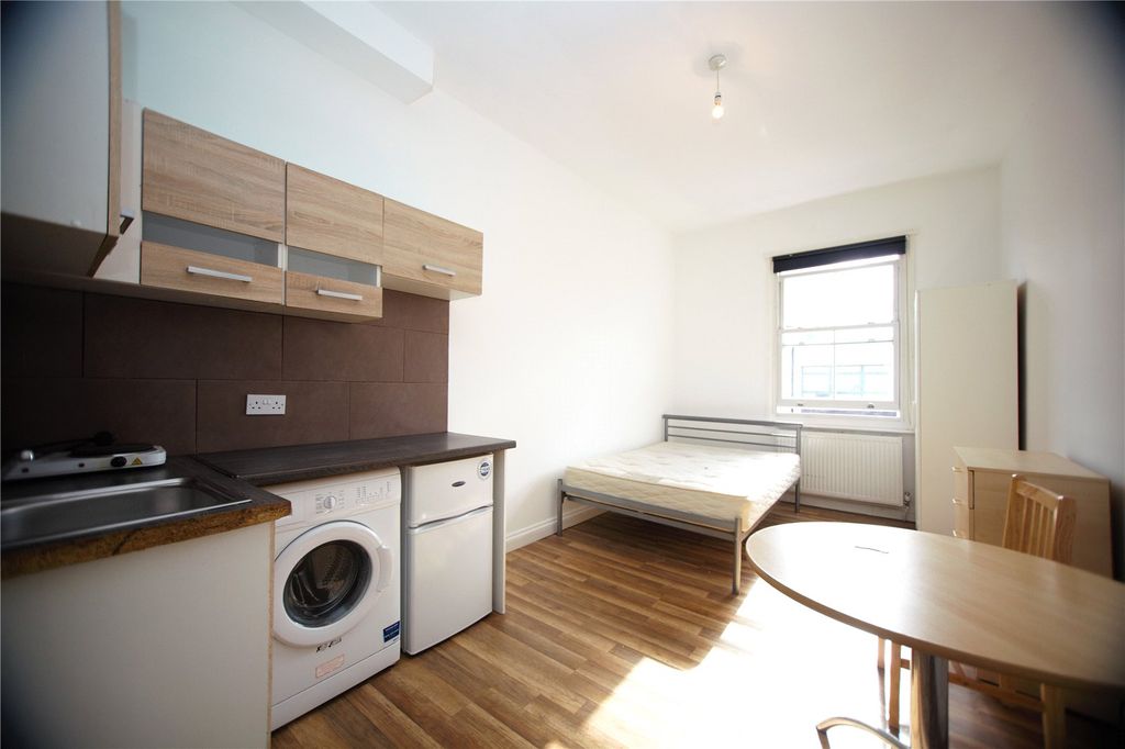 Property photo 1 of 4 Picture No. 03