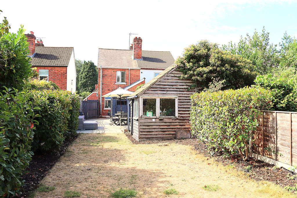 Property photo 2 of 15