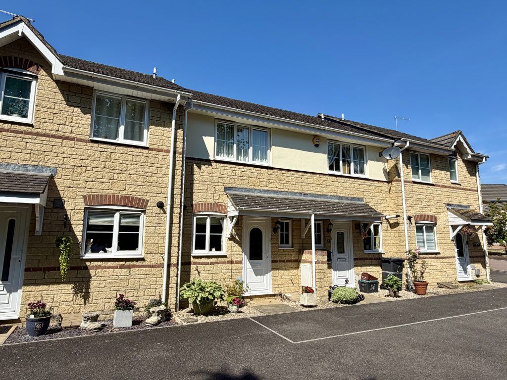 Property photo 1 of 11