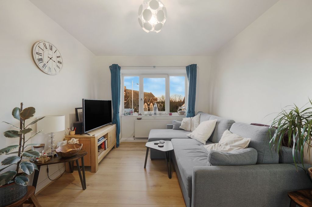 Property photo 2 of 15