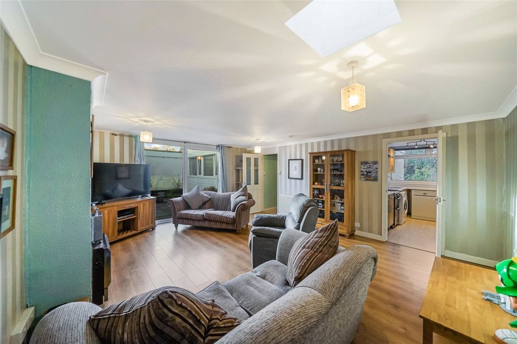 Property photo 3 of 20 Picture No. 06