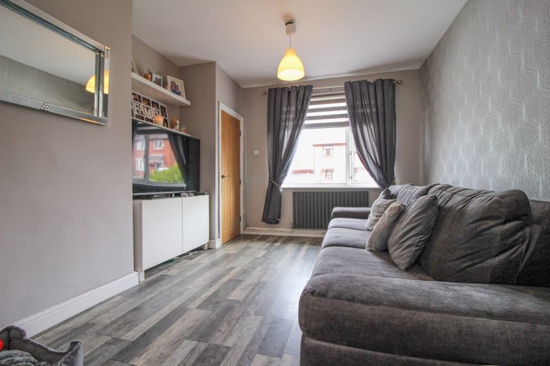 Property photo 2 of 18 Photo 9