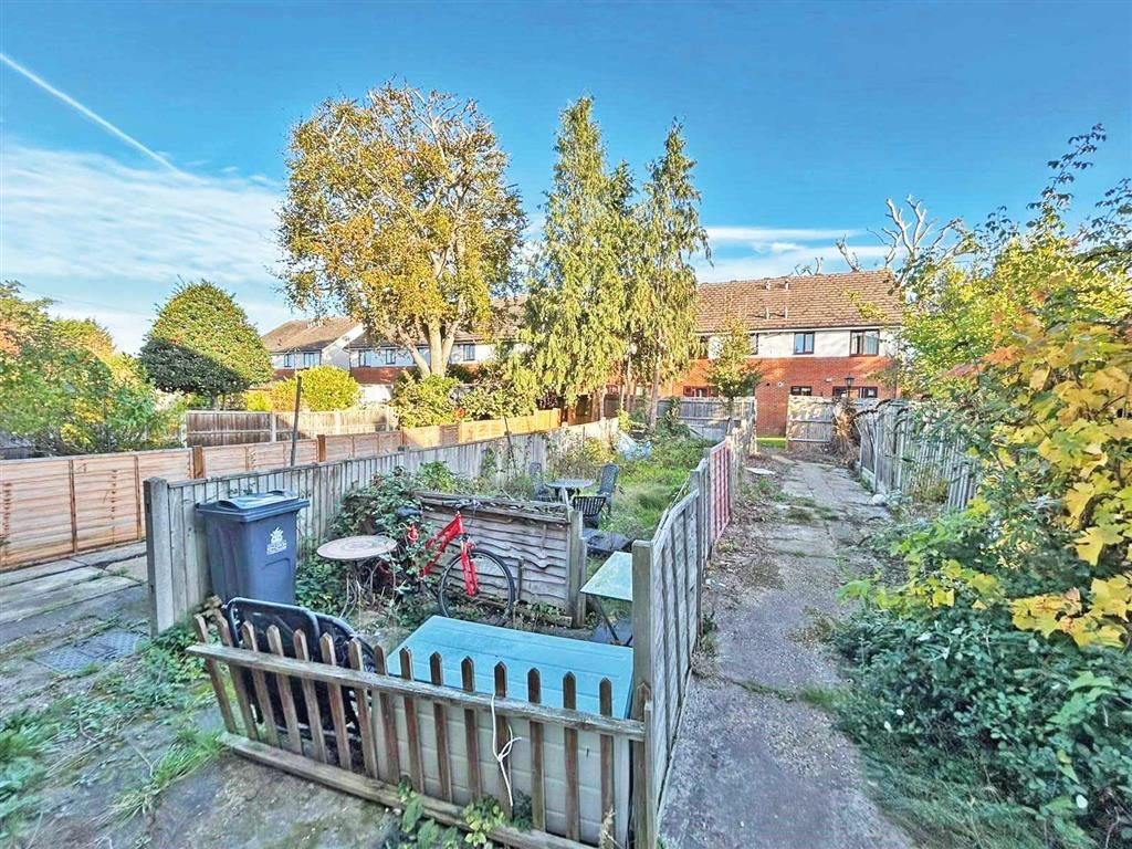 Property photo 2 of 6