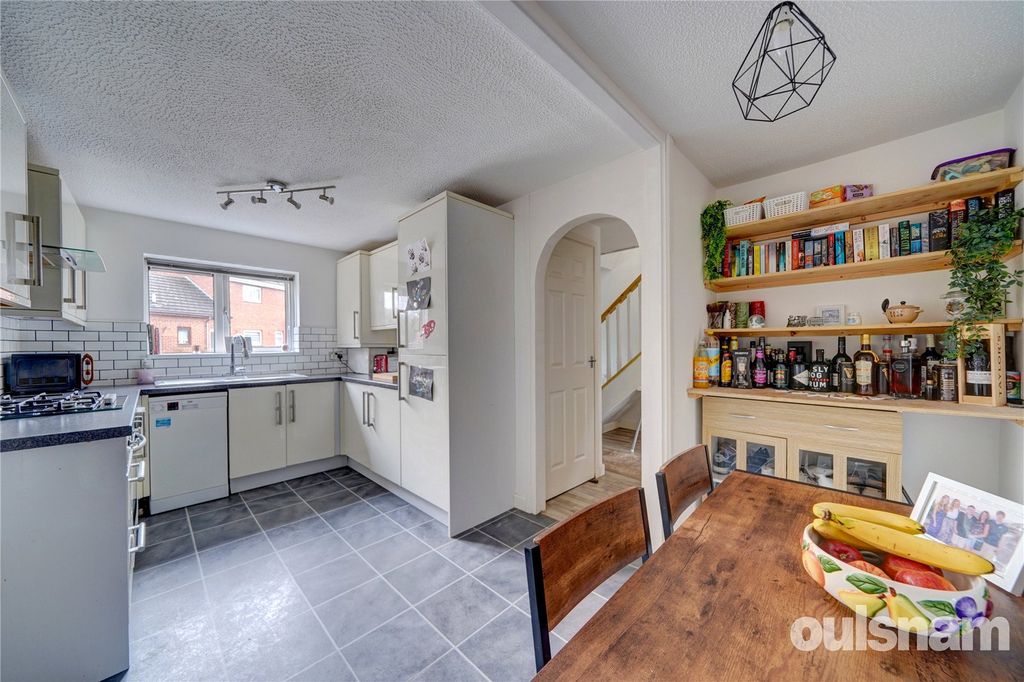 Property photo 3 of 22 Picture No. 06