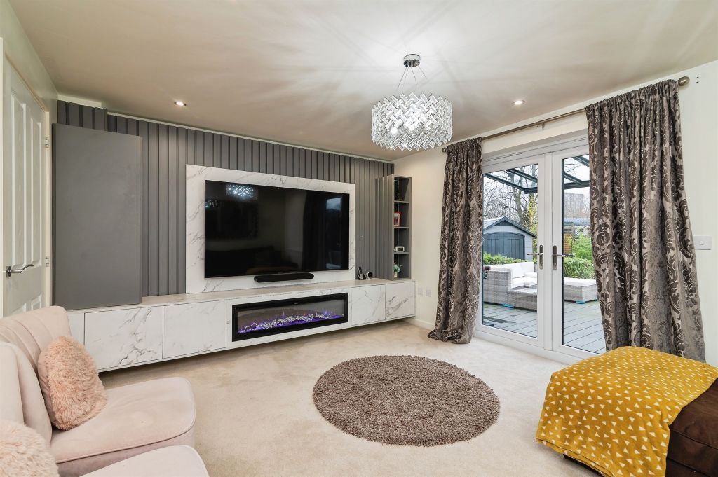 Property photo 3 of 20